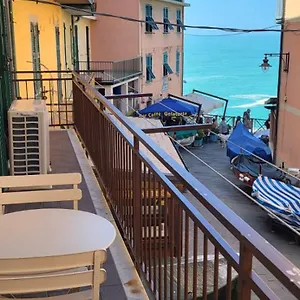 Casa La Marina Apartment Manarola